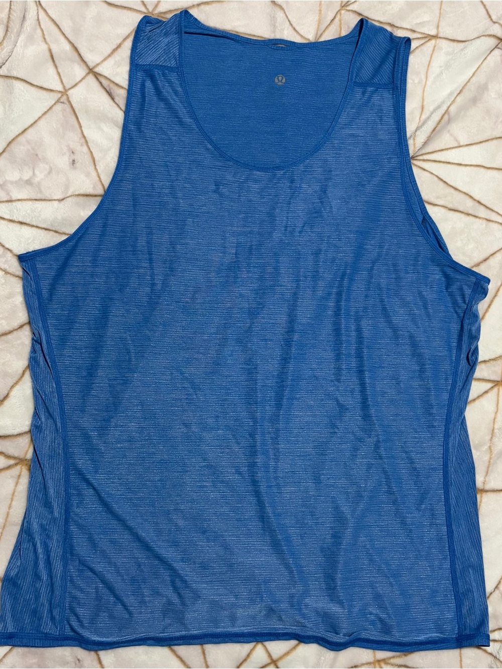 lululemon athletica Men’s Royal Blue Swim Rash Guard Tank